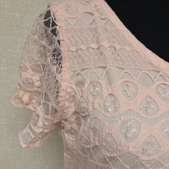 SHANNON FORD NEW YORK  PINK LACY TSHIRT SIZE SMALL - Picture 2 of 8
